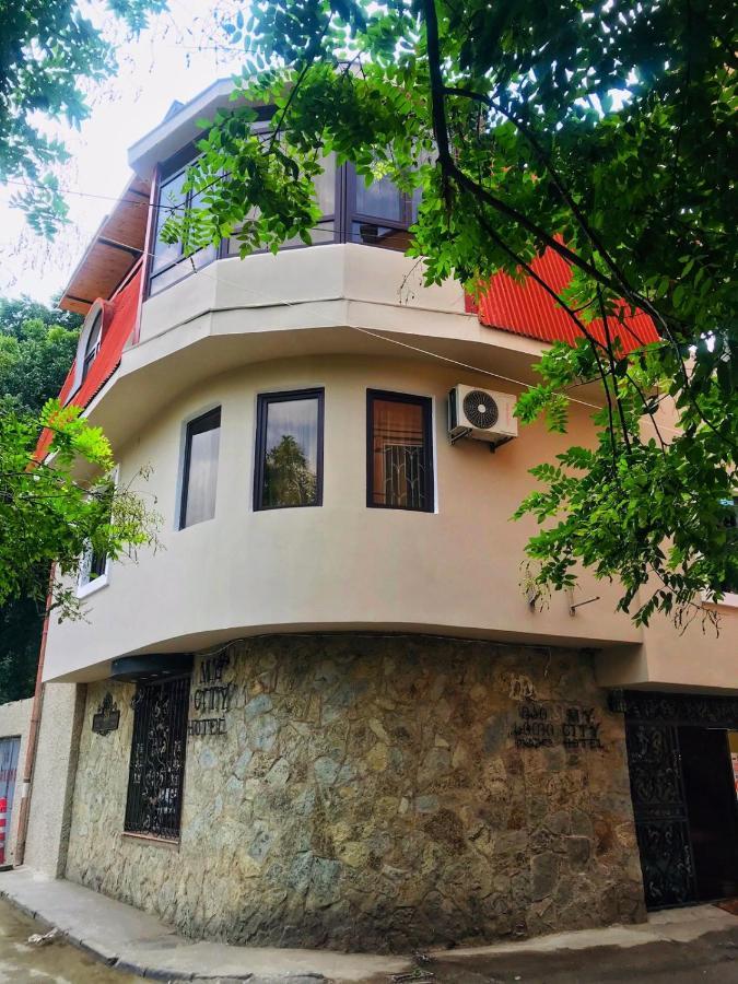 My Cityhotel Тбилиси Экстерьер фото