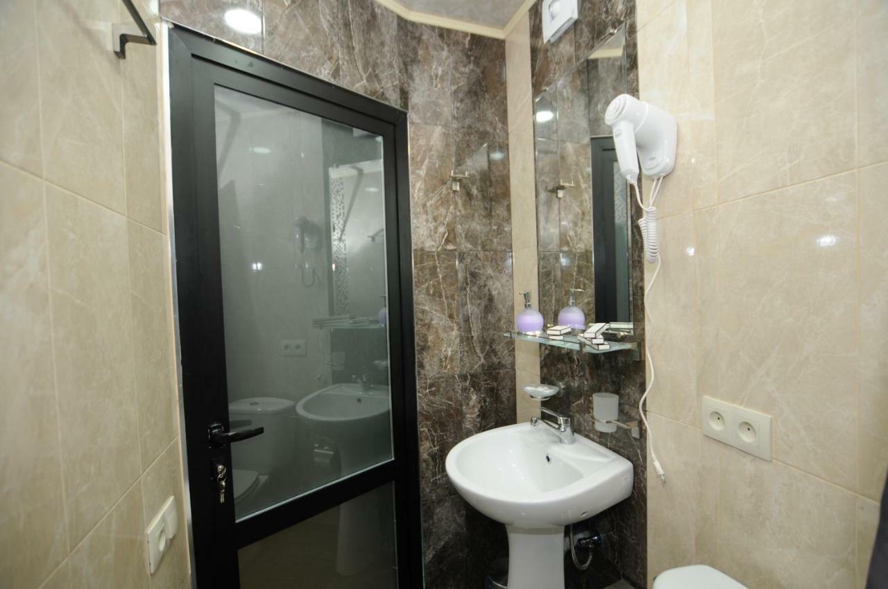My Cityhotel Тбилиси Экстерьер фото